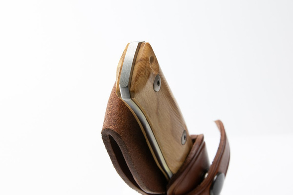 LionSteel Bushcraft Olive Wood / Satin Blade (B35 UL)